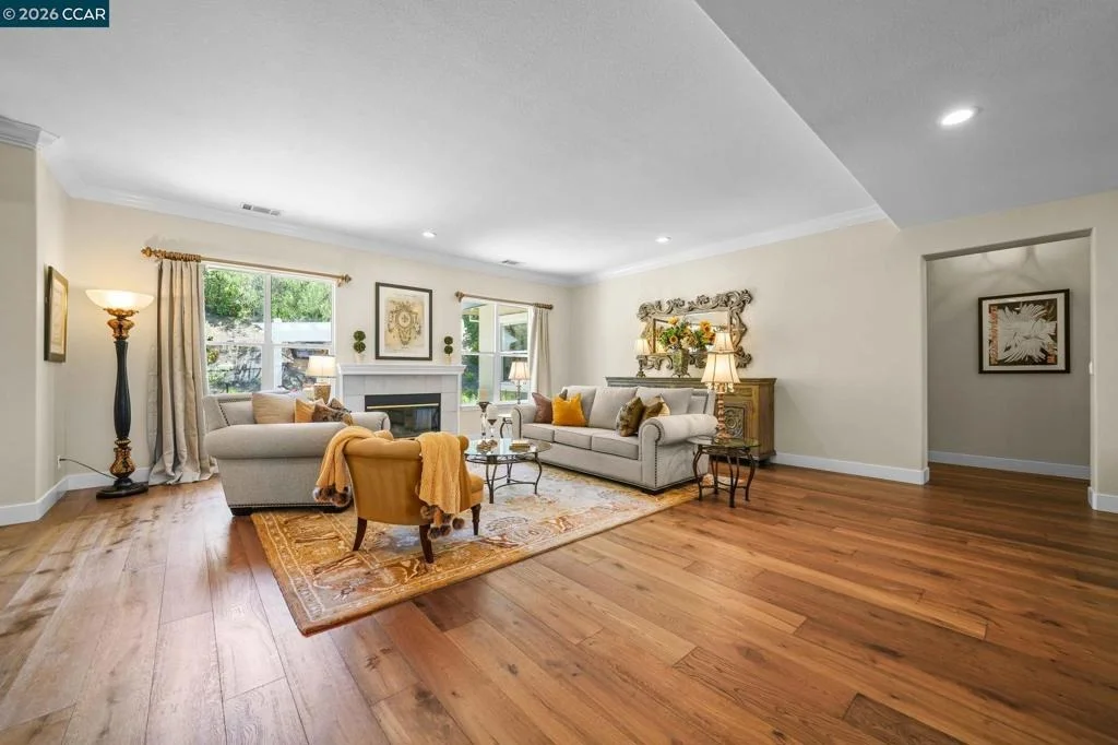 Photo of 110 Forest Hill Dr