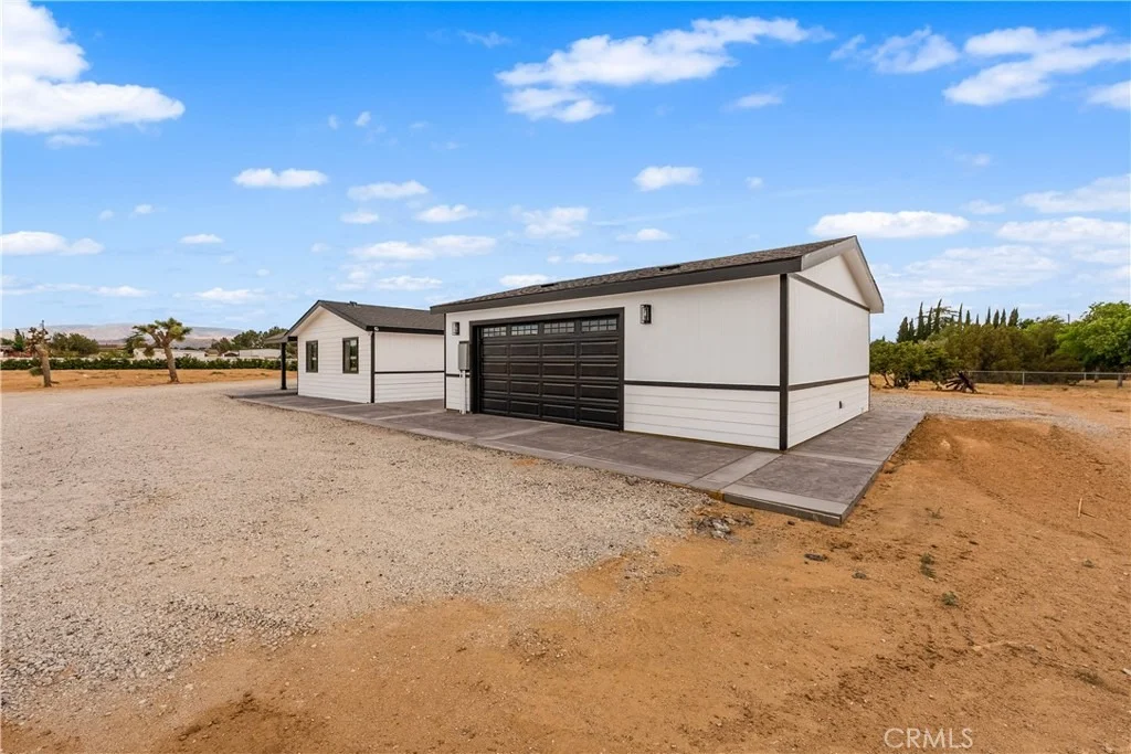 Photo of 4009 W Avenue K-8