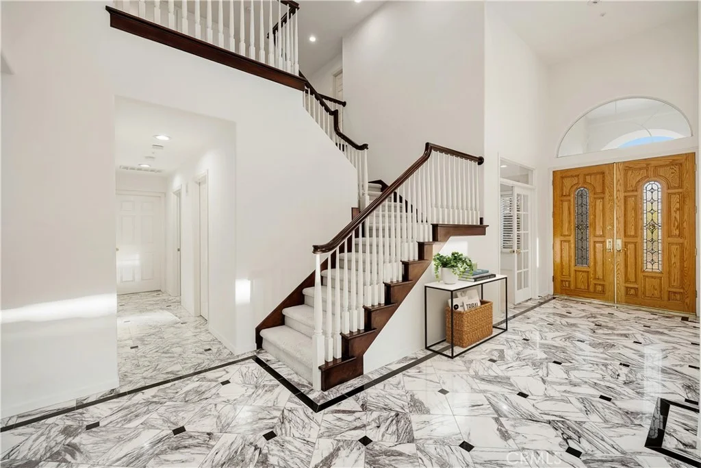 Photo of 2429 Abadejo