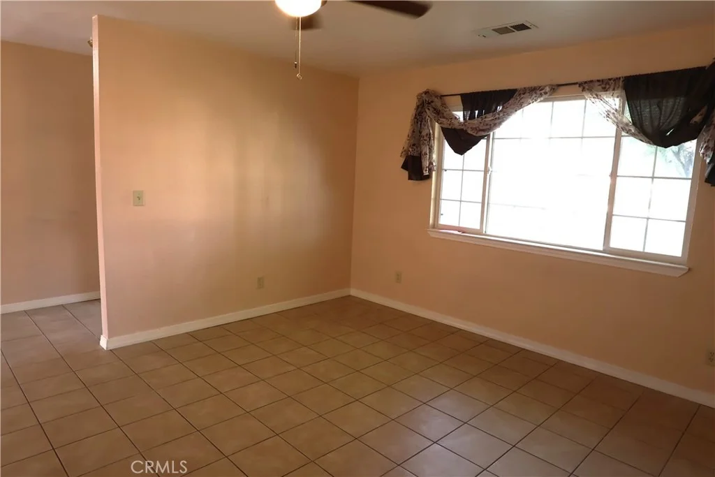 Photo of 693 Fripp