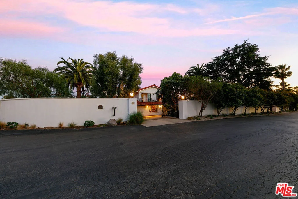 Photo of 6120 Cavalleri Road
