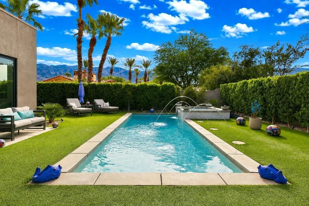 Photo of 57964 Salida Del Sol