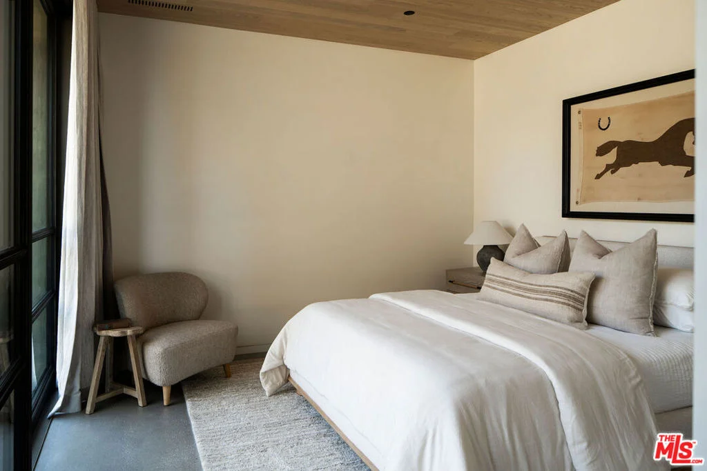 Photo of 3150 Sea Cliff