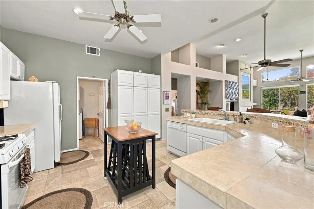 Photo of 435 Rembrandt Drive