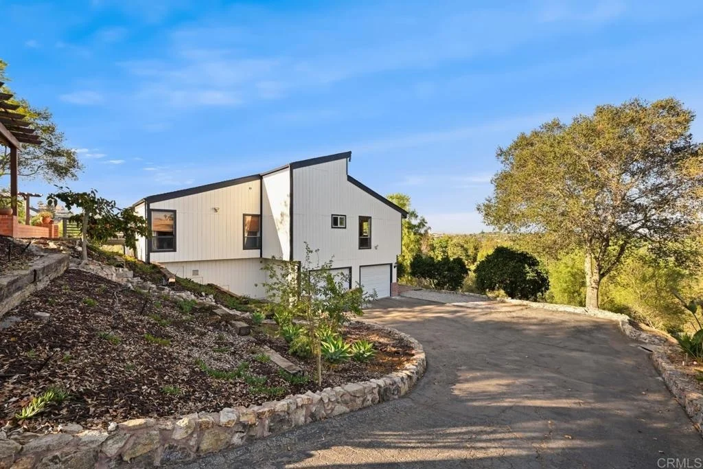Photo of 335 Morro Hills Road