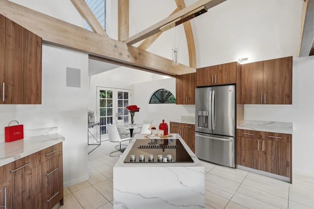 Photo of 6105 Avenida Chamnez