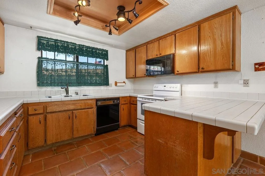 Photo of 2922 Alamitos