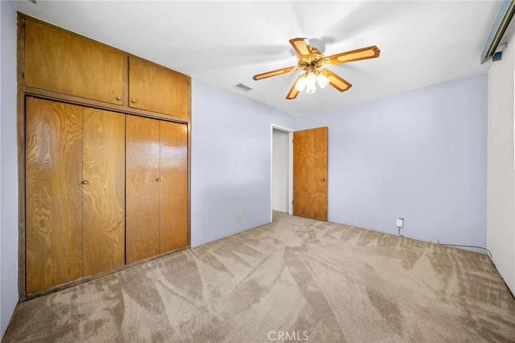 Photo of 5602 Persimmon