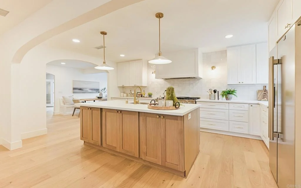 Photo of 2399 Ivy Road