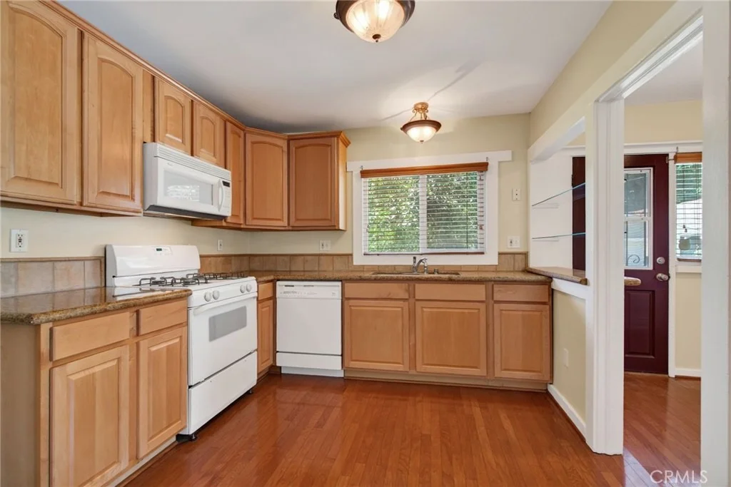 Photo of 3660 Linwood