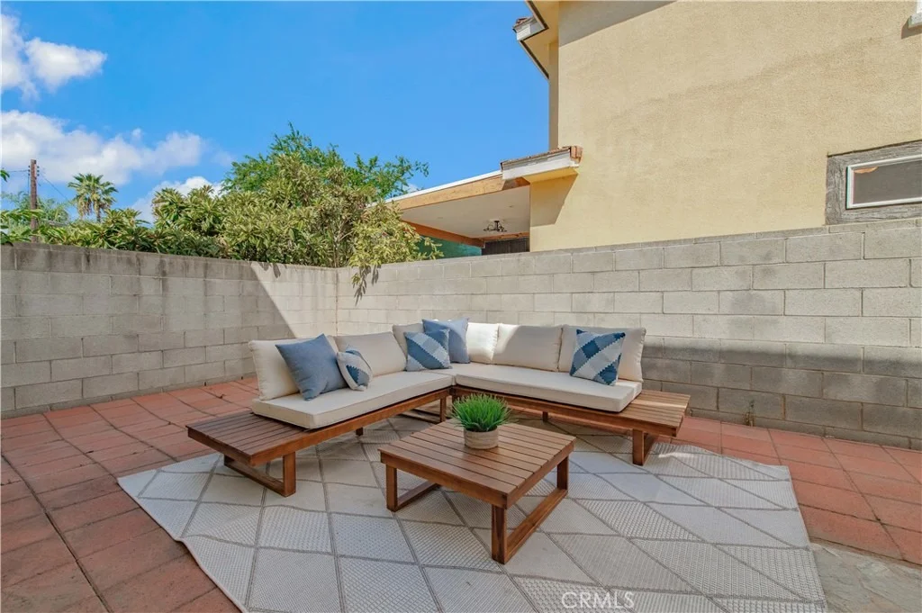 Photo of 2563 Mountain Ave