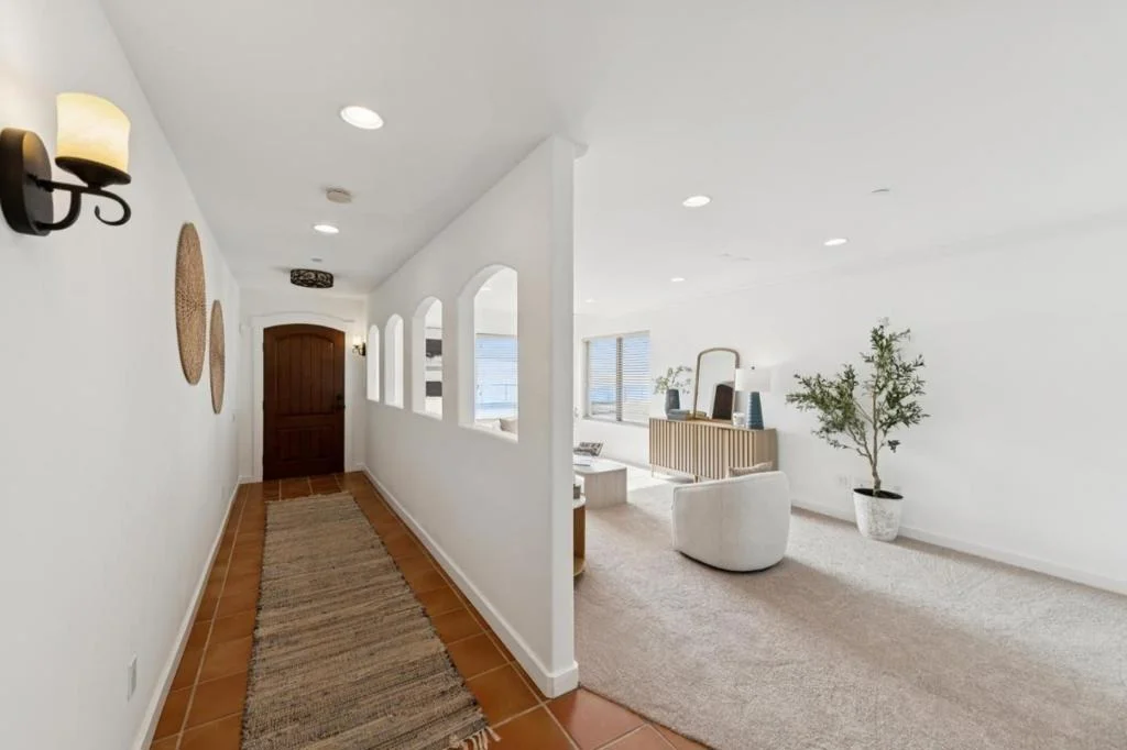 Photo of 1669 Beach Boulevard