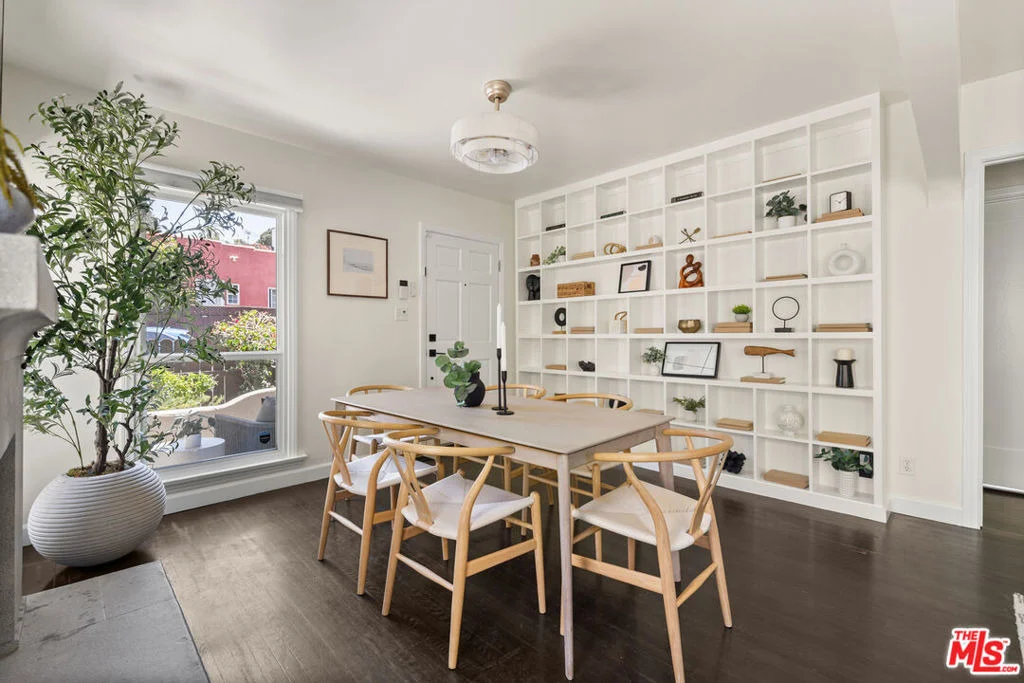 Photo of 3324 Berkeley Avenue