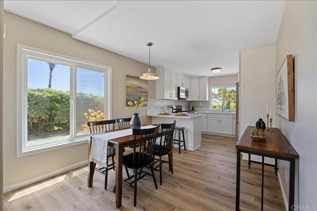 Photo of 1806 Palisades Drive