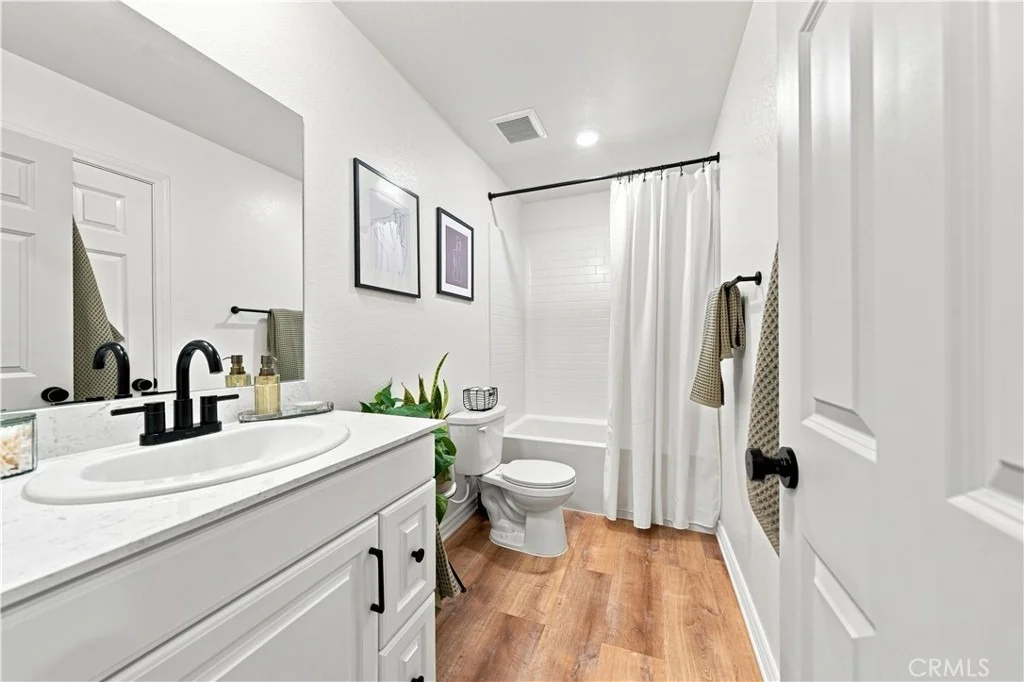Photo of 26567 Calle Los Robles