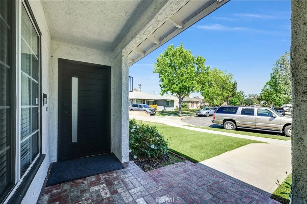 Photo of 3965 N Marshall