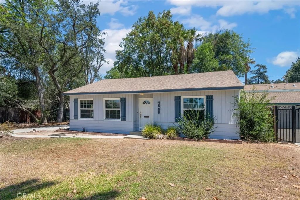 Photo of 4685 Linwood Place