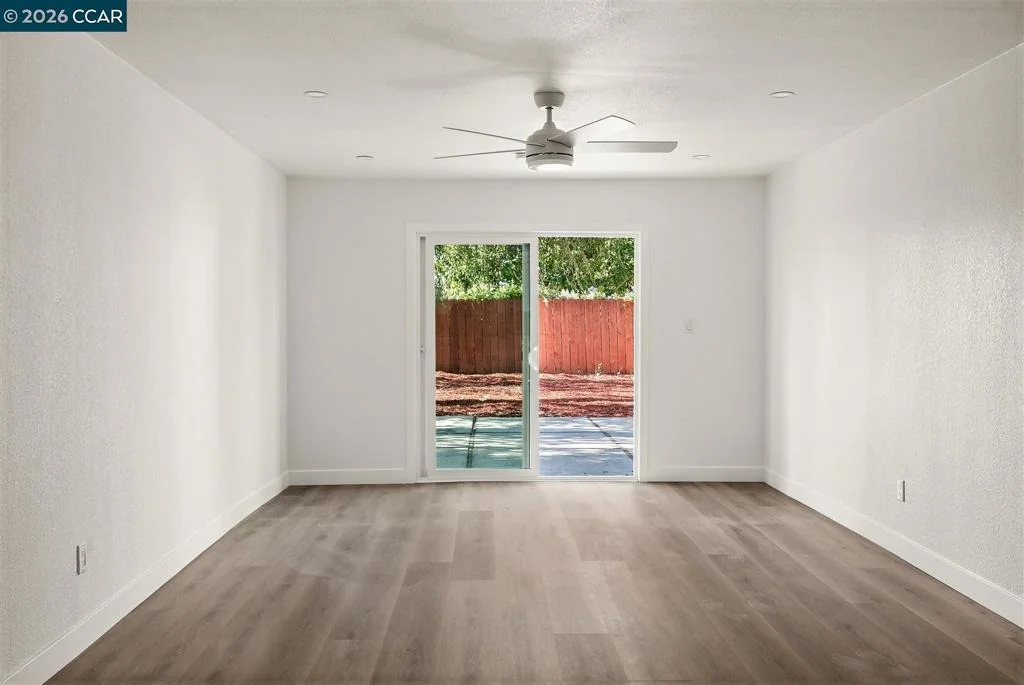 Photo of 26 Polaris Dr