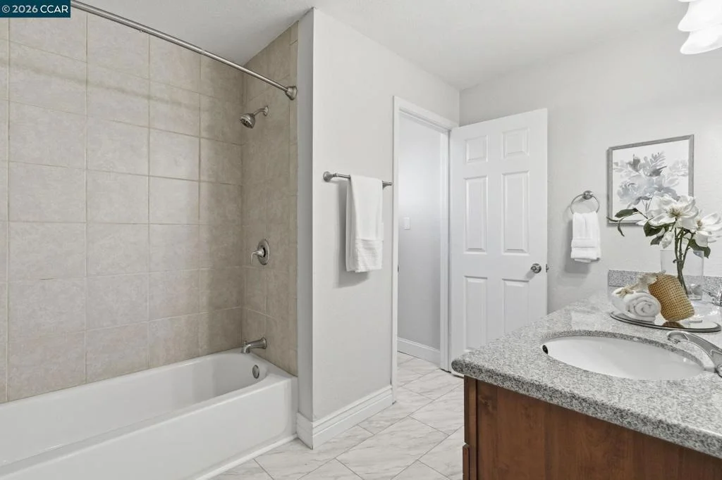 Photo of 4242 Henning Dr