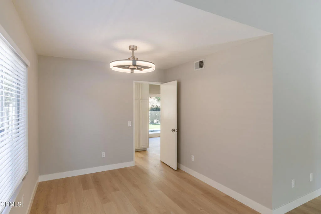 Photo of 6131 Fremont Circle