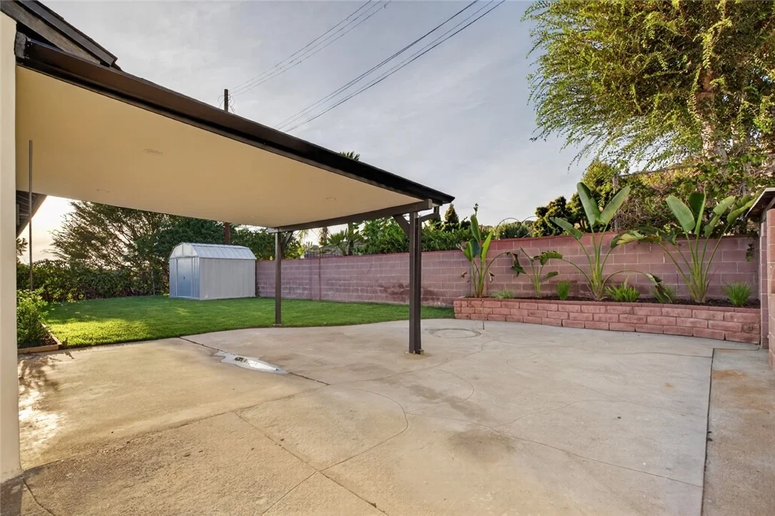 Photo of 10211 Roscoe