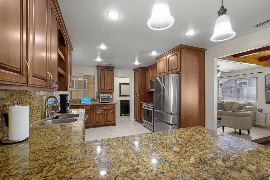 Photo of 922 Denise Ln