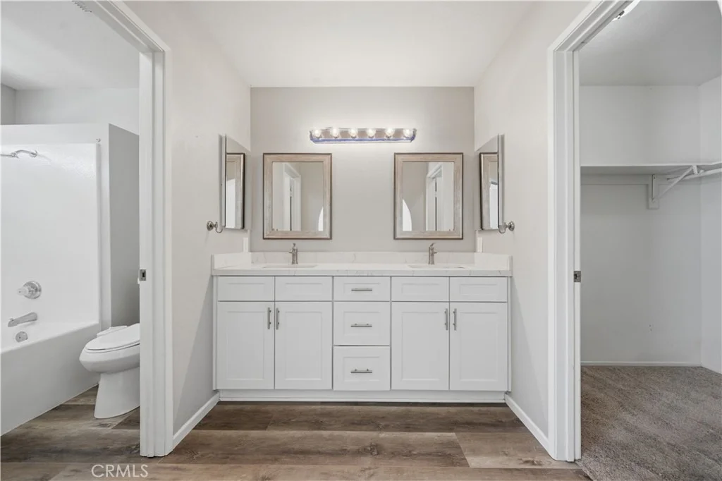 Photo of 24428 Oakridge Cir