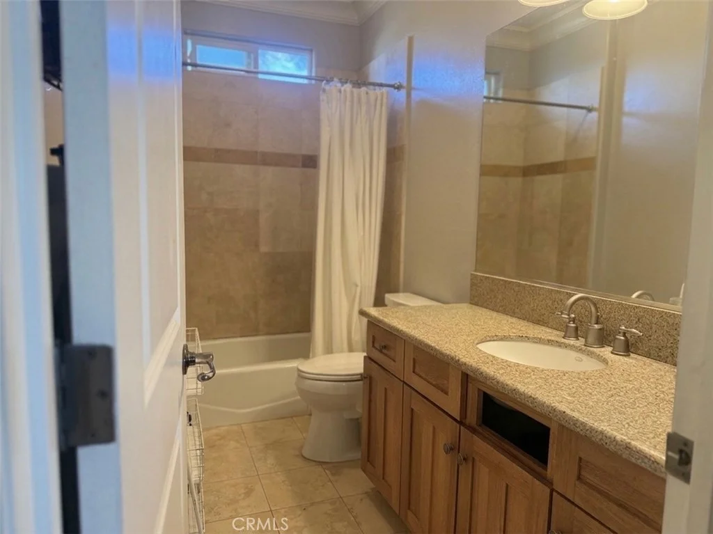 Photo of 82 N Wathen