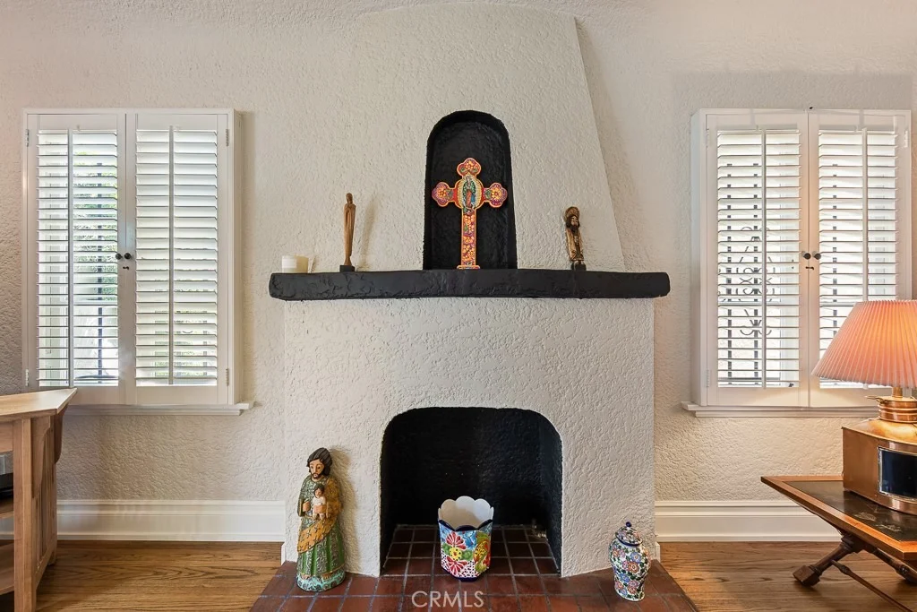 Photo of 170 Saint Joseph