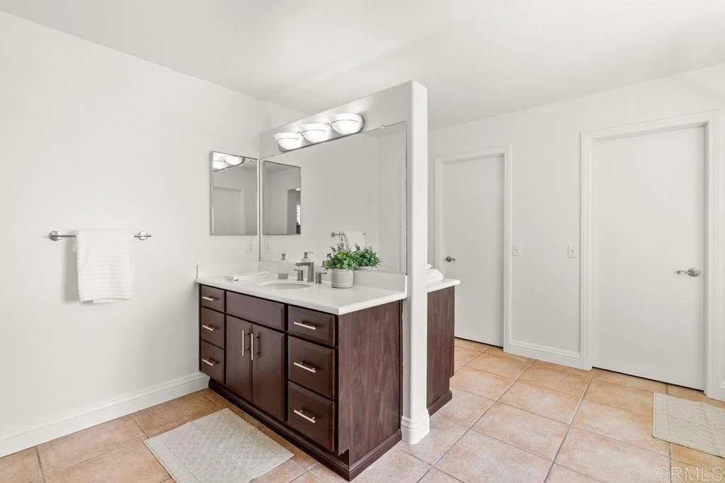 Photo of 474 Lexington Circle