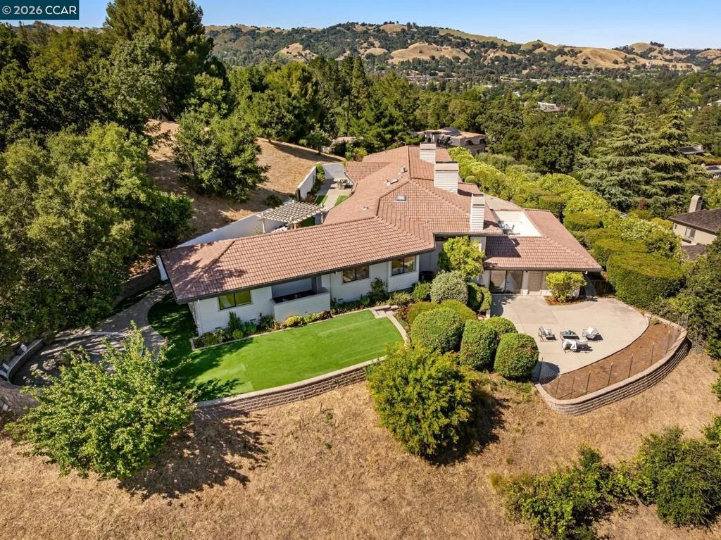 Photo of 6 Tanglewood Lane