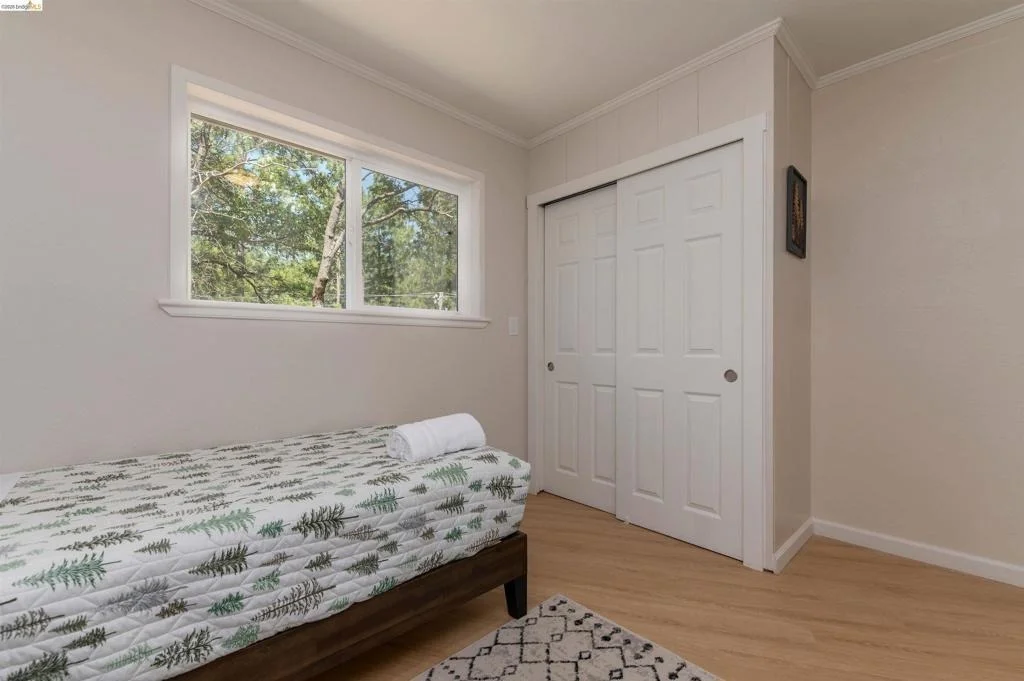 Photo of 23984 Oxbow Ln South