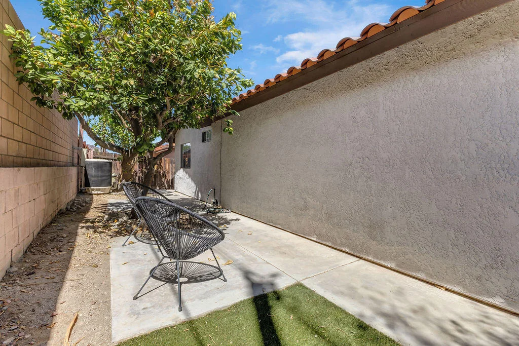 Photo of 52905 Avenida Herrera