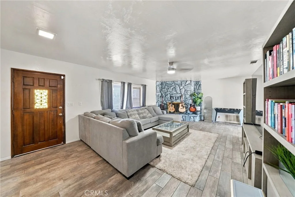 Photo of 21775 Sioux Road