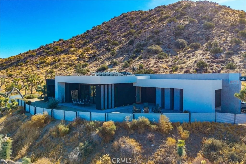 Photo of 8175 Fox Trail