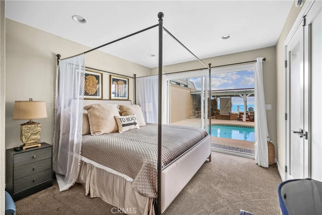 Photo of 35091 Beach Road