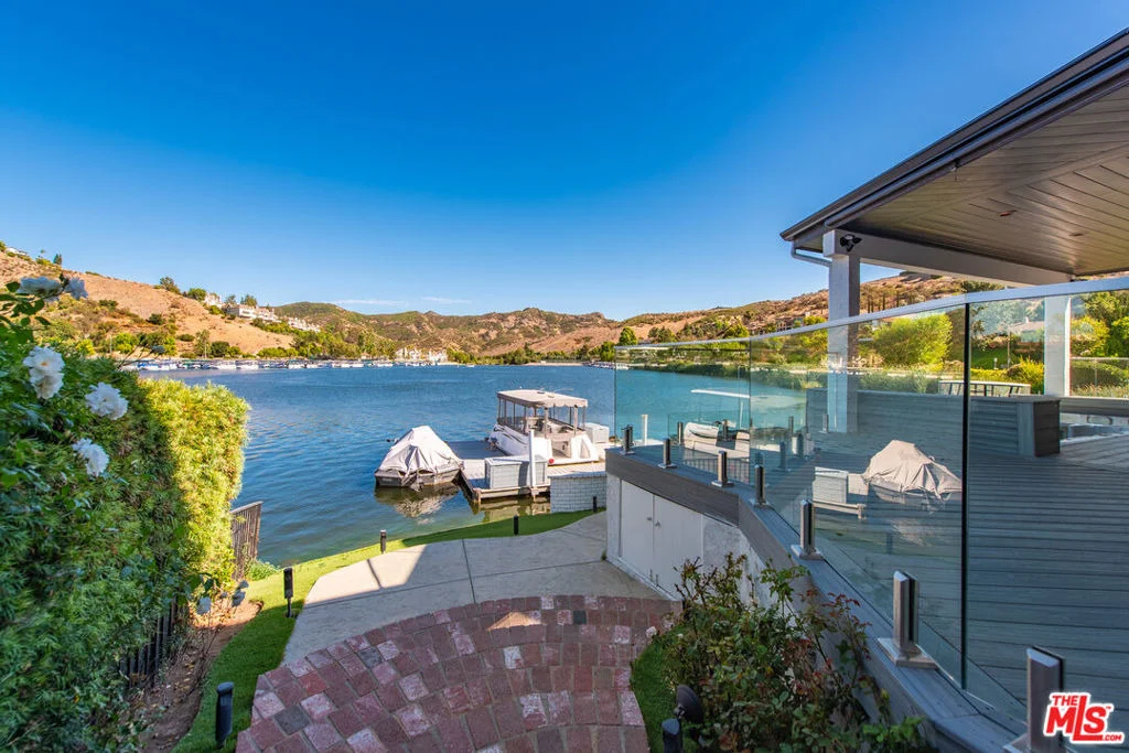 Photo of 3704 Capstan Circle