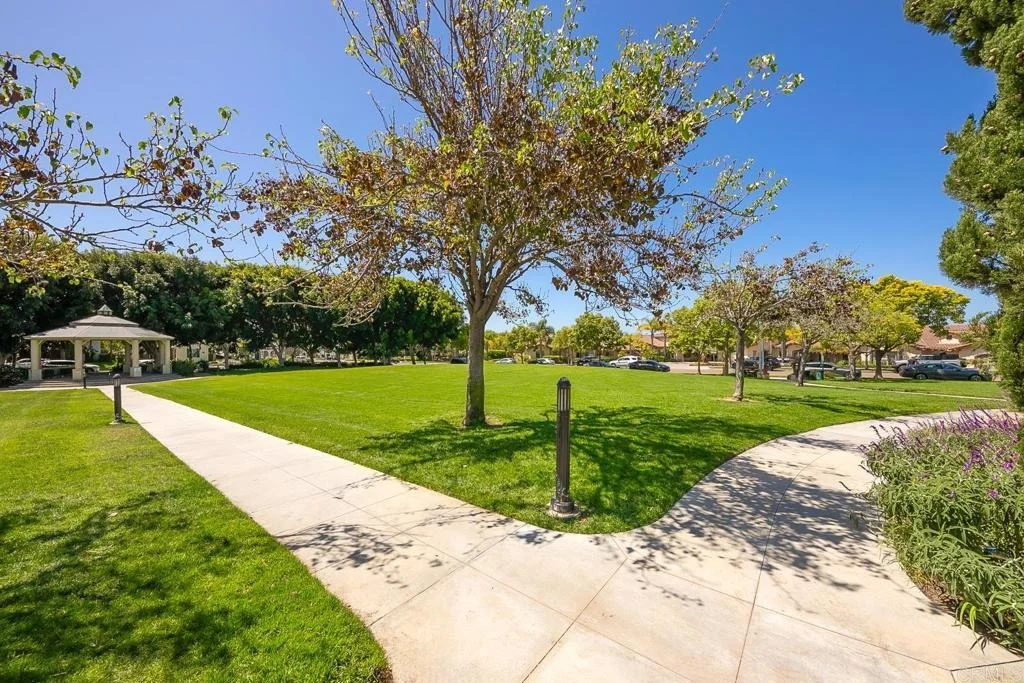 Photo of 2669 Paradise Road
