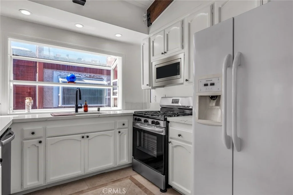 Photo of 5123 Neptune square