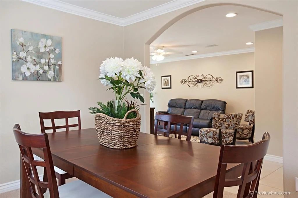 Photo of 3464 Circulo Adorno