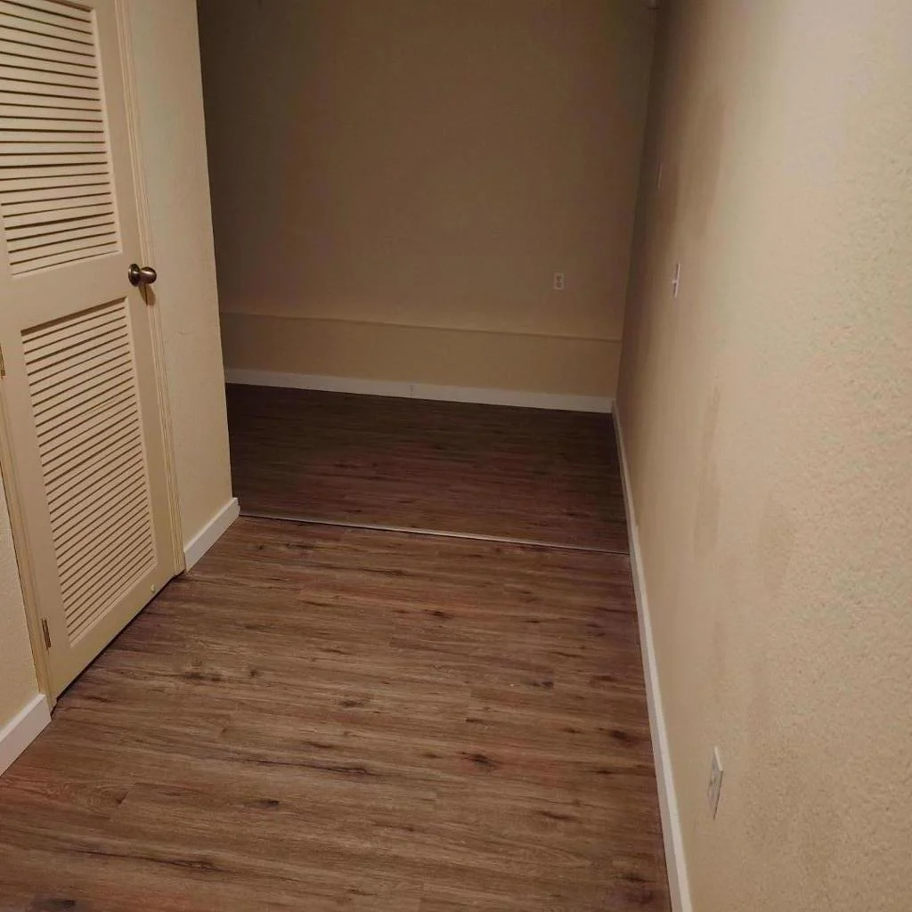 Photo of 8879 Sunset Avenue