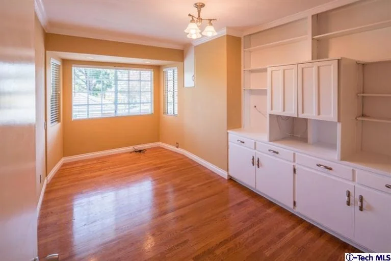 Photo of 72 Sierra Madre Boulevard
