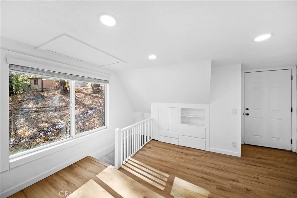 Photo of 180 Glen Avon Dr