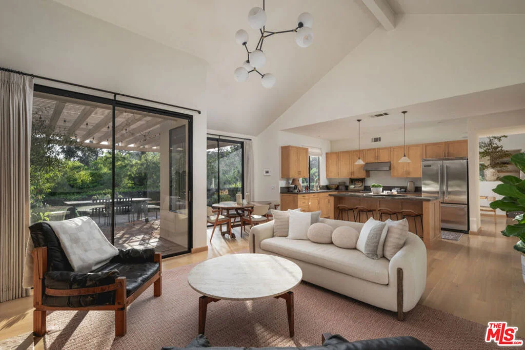 Photo of 315 Calle Elegante