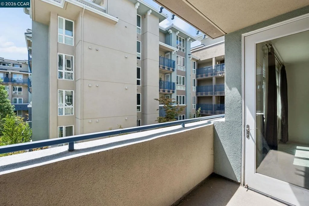 Photo of Unit 420 at 5501 De Marcus Blvd