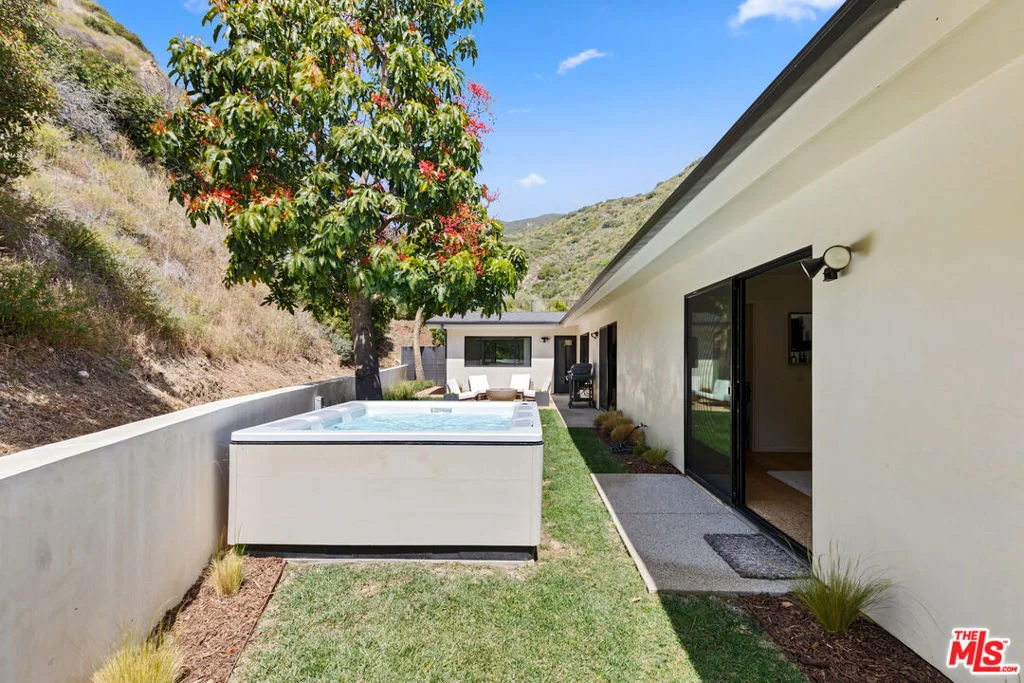 Photo of 30607 La Sonora Drive