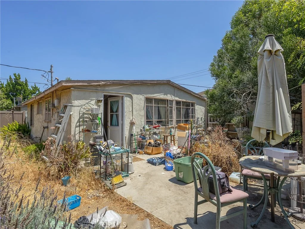 Photo of 14301 Roscoe Boulevard