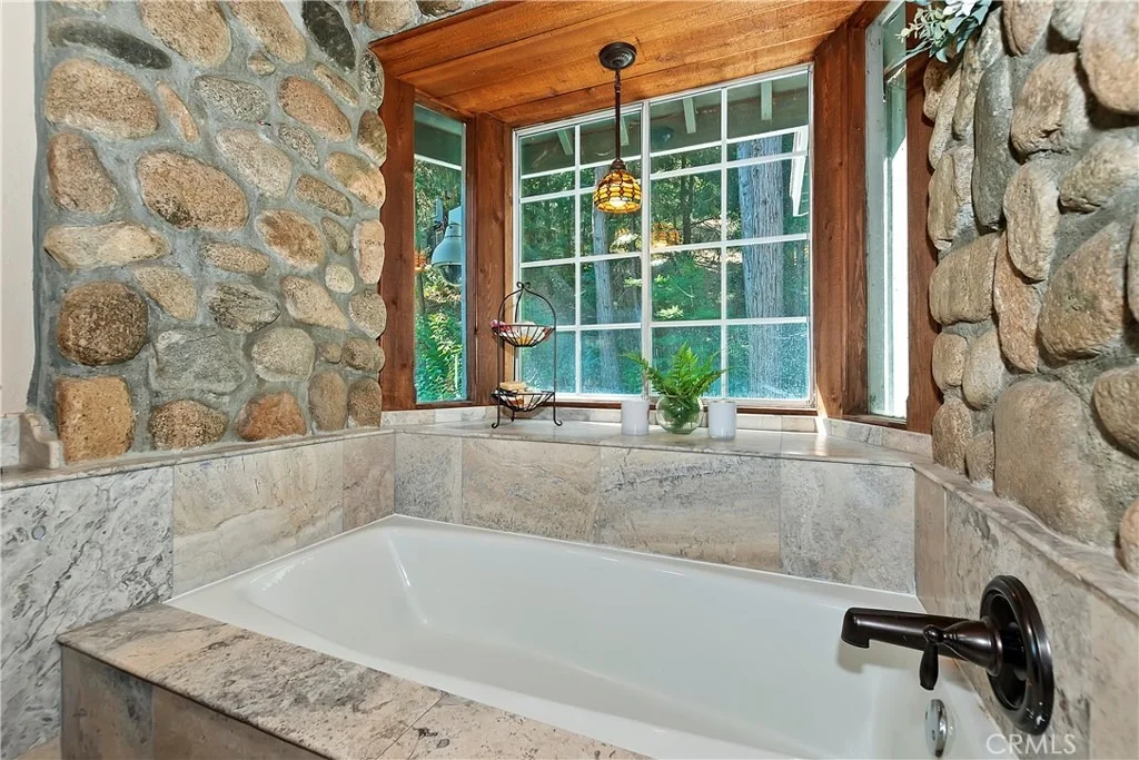 Photo of 23280 Brookside Road