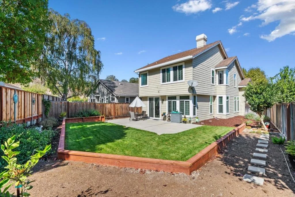 Photo of 17522 Sugarmill Road