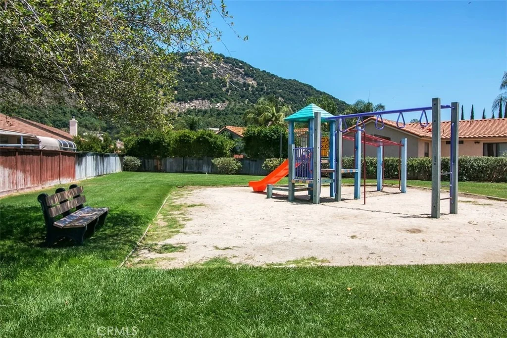 Photo of 4933 Lake Shore Court
